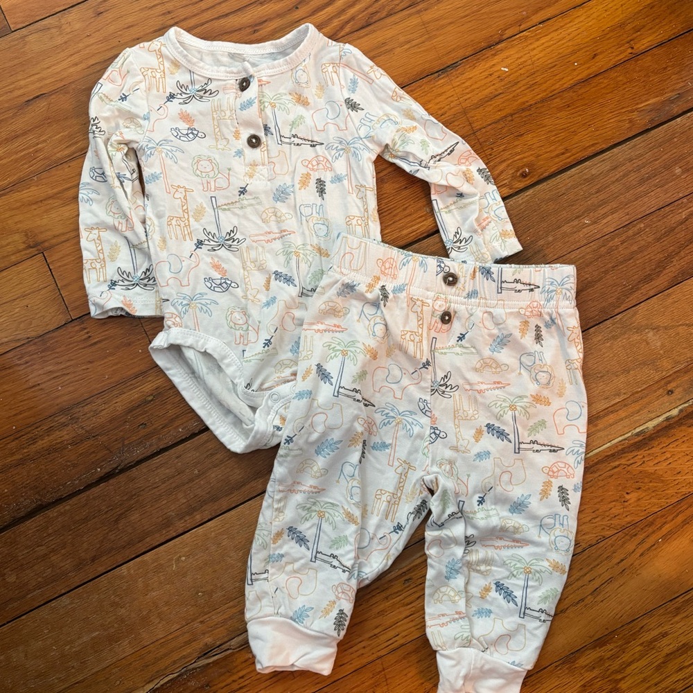 Neutral Safari-Print - Long Sleeve Bodysuit & Pants